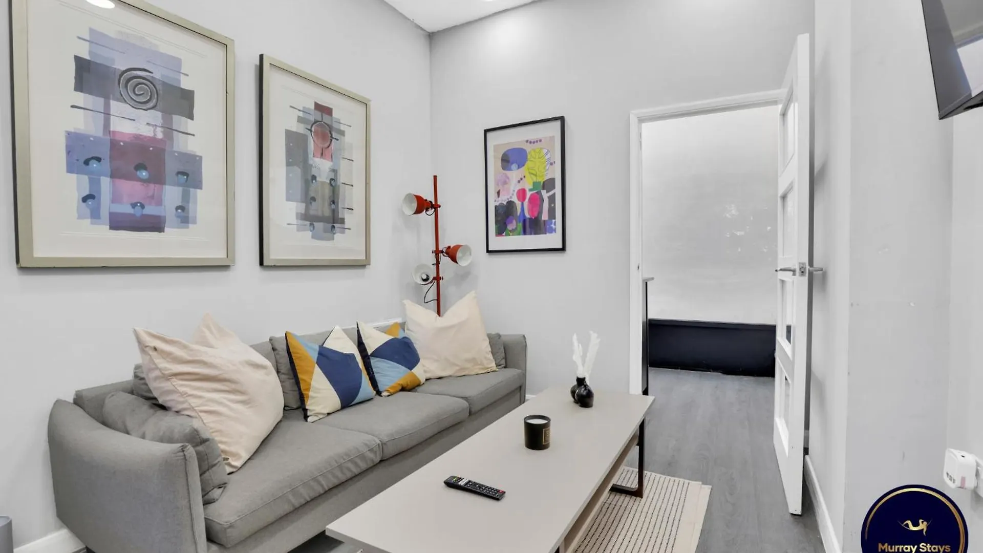 One Bedroom Apartment Short Term Rental & Flexible Renting Shoreditch With Free Wi-Fi London
